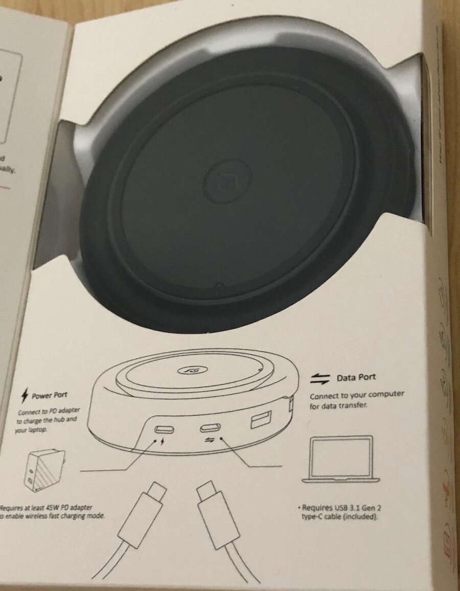 Nový hub/dokovací stanice s bezdrátovou nabíječkou - 4