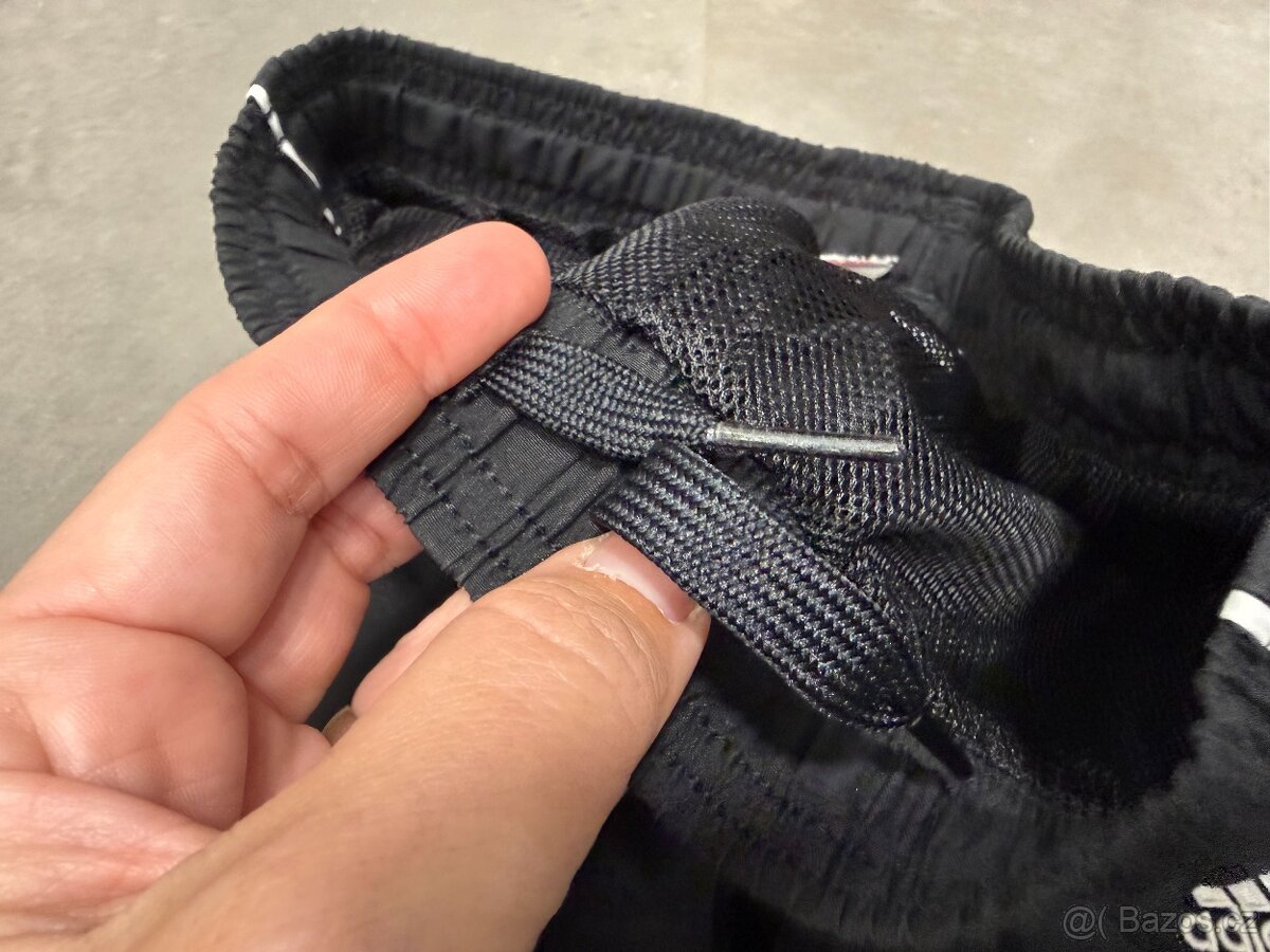 Tepláky Adidas, vel. 140 cm - 4