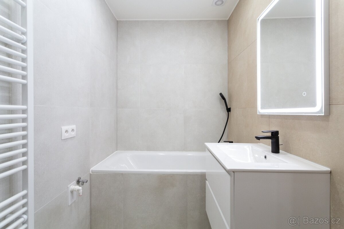 4+kk po rekonstrukci 95 m2, Dukelských hrdinů, Praha 7 - 4