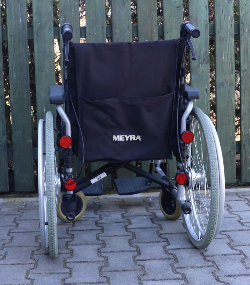 016-Mechanický invalidní vozík Meyra. - 4