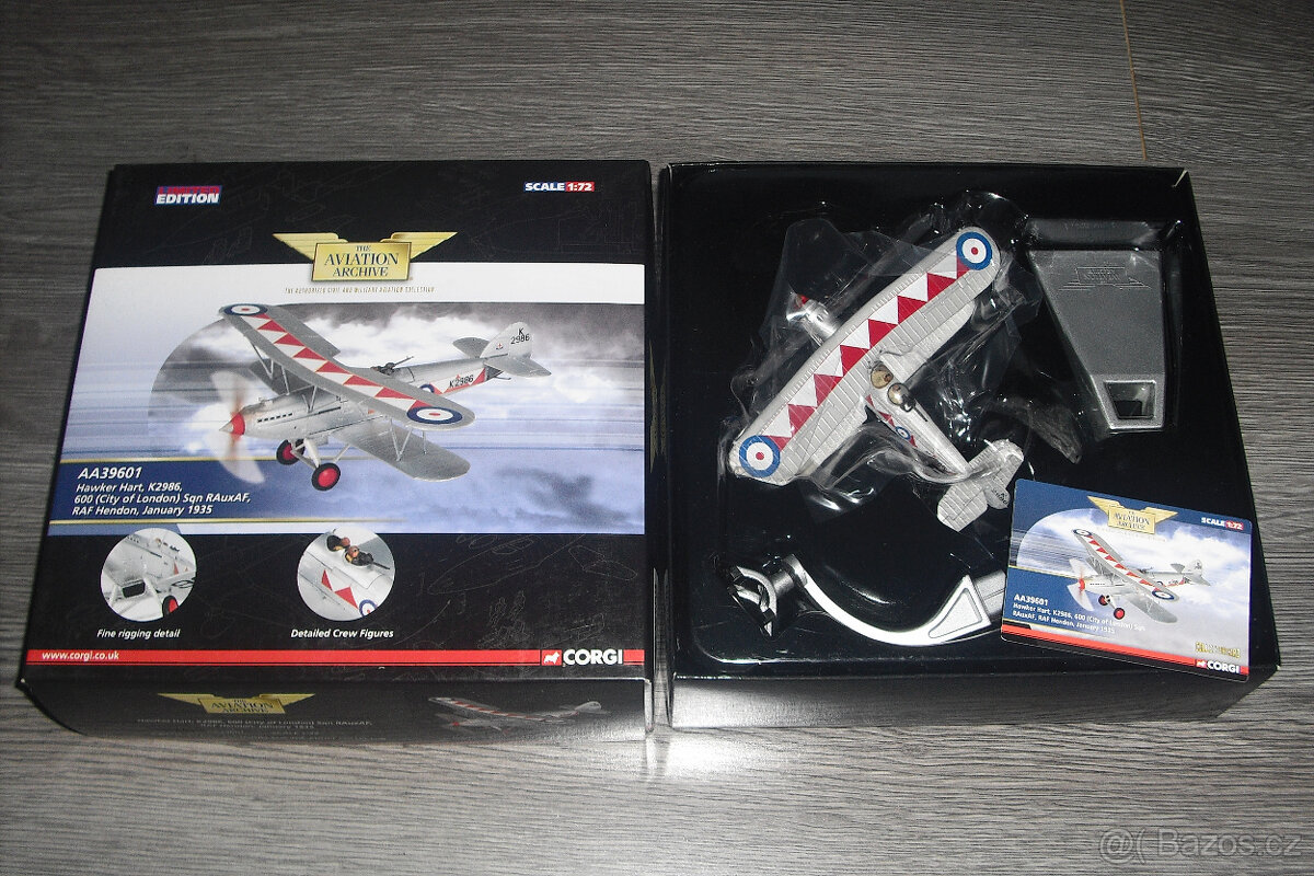 4 ks kovové modely letadel 1/72 - 4