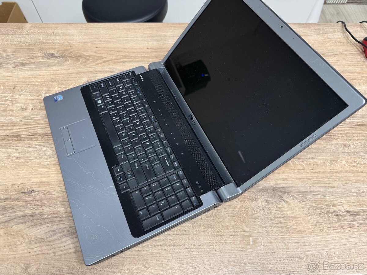 Dell Studio 1735 na ND - 4