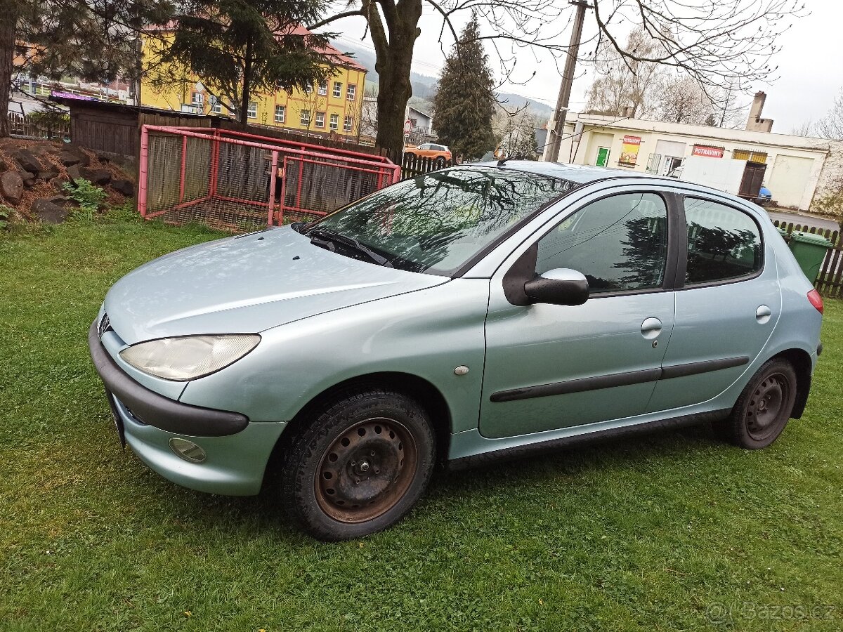Peugeot 206 1,4 HDI - 4