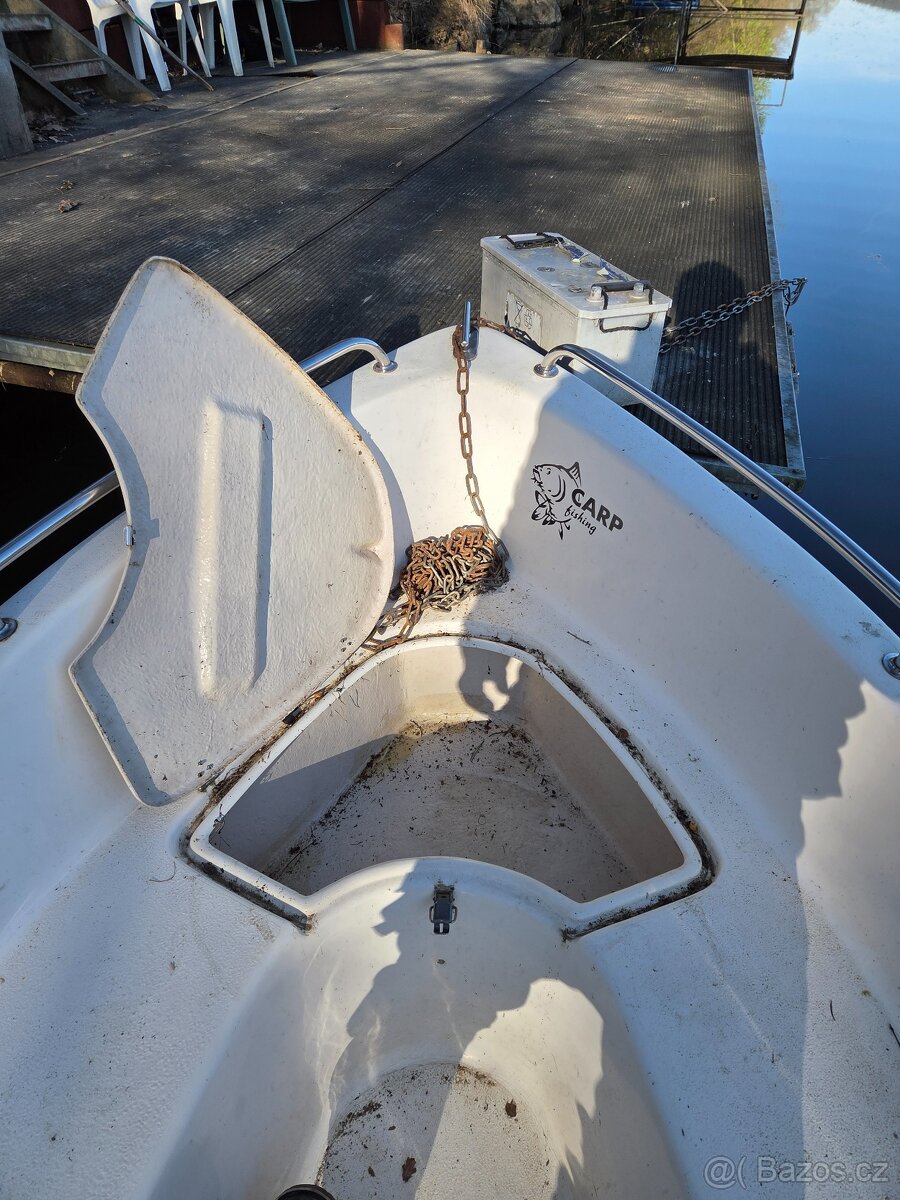 Rybářskou lod - 4