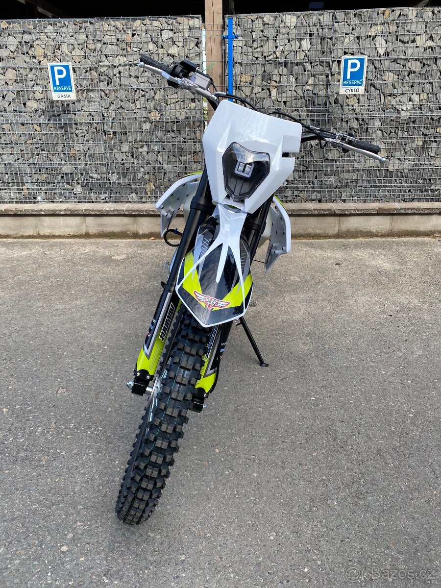 Pitbike Zuumav K5 250cc 21/18 - zelená - 4