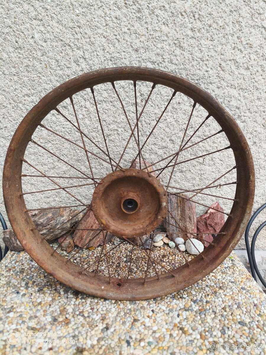 Jawa 550 přední kolo - 4