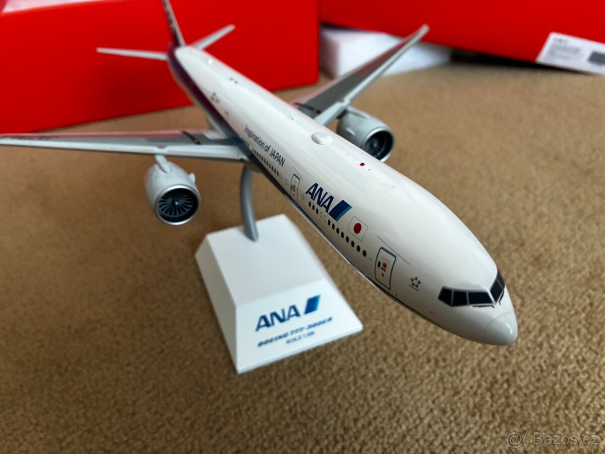 Boeing 777-300ER ANA 1:200 - 4