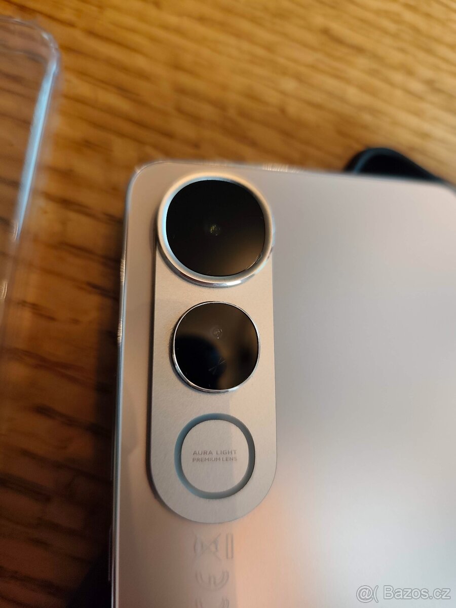 Vivo V50 Lite 5G 8/256GB 2 měsíce starý - 4