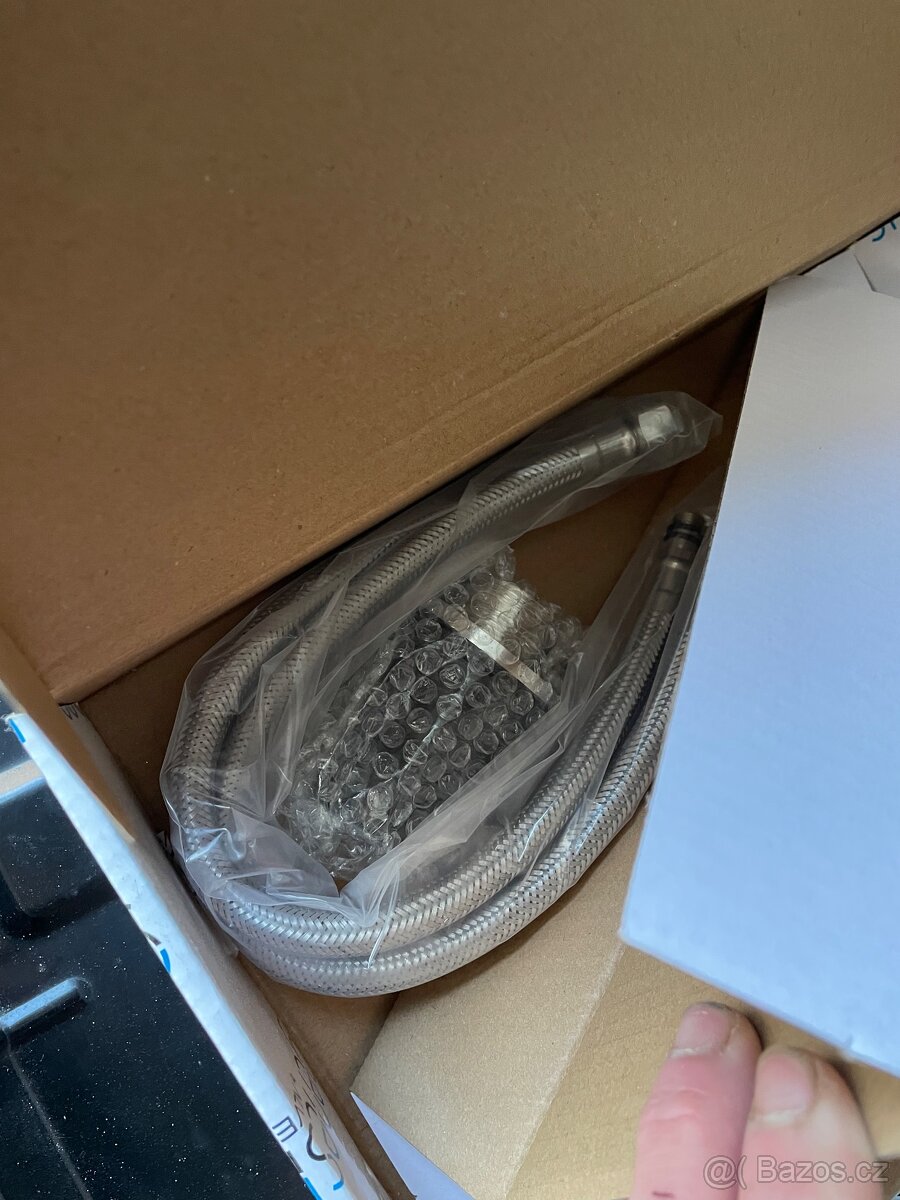 Nové kuchyňské vodovodní baterie ke dřezu - 4