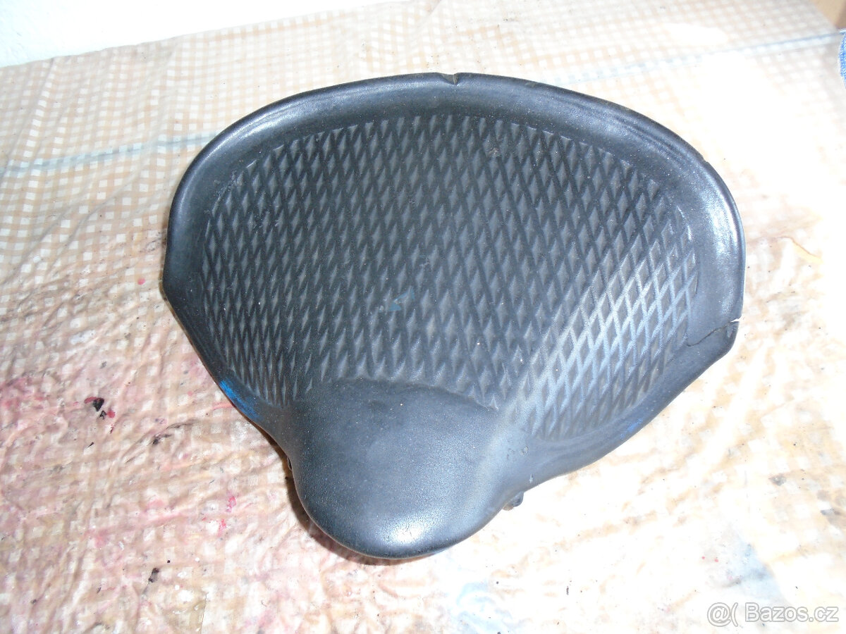 Prodám starší ráfky,sedlo na Dněpr,Ural,M72 - 4