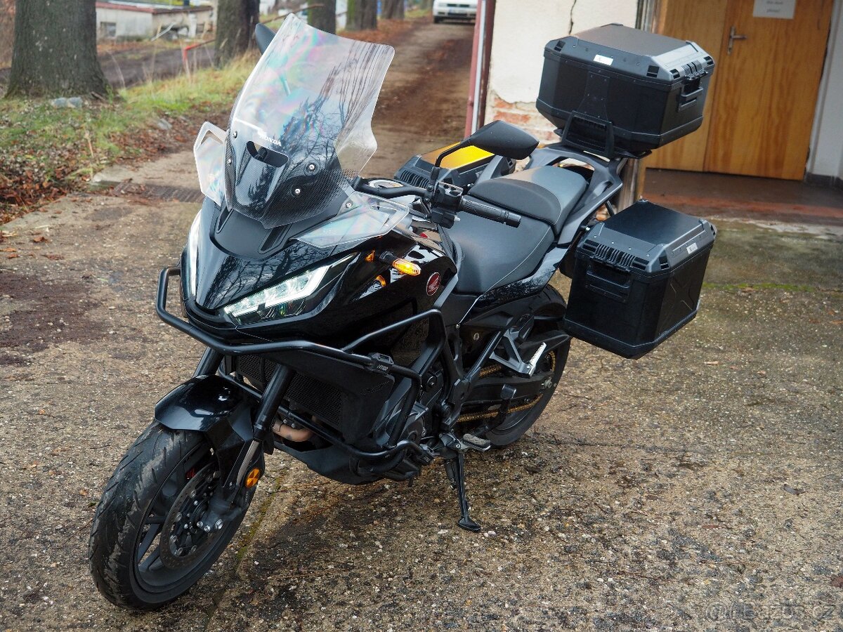 Honda NT1100 DCT, 2022, automatická převodovka - 4