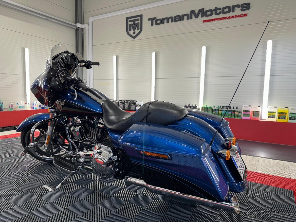 Harley Davidson Street Glide 115A - 4