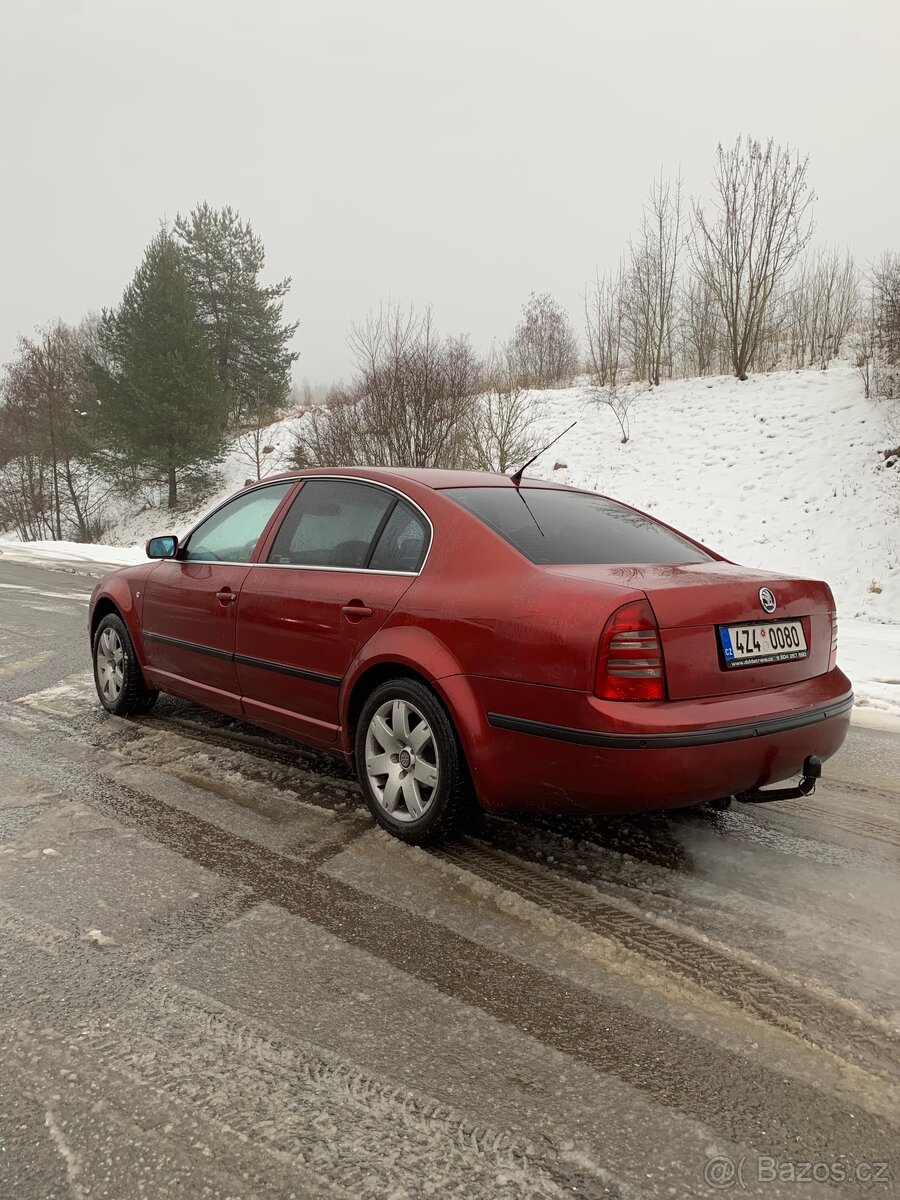 Škoda Superb 2.0 tdi 103kw - 4