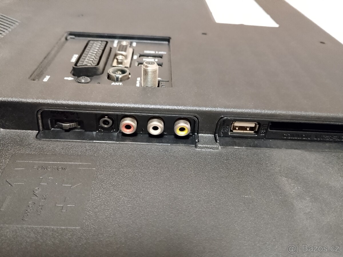 Tv GoGen LED 81 cm - 4