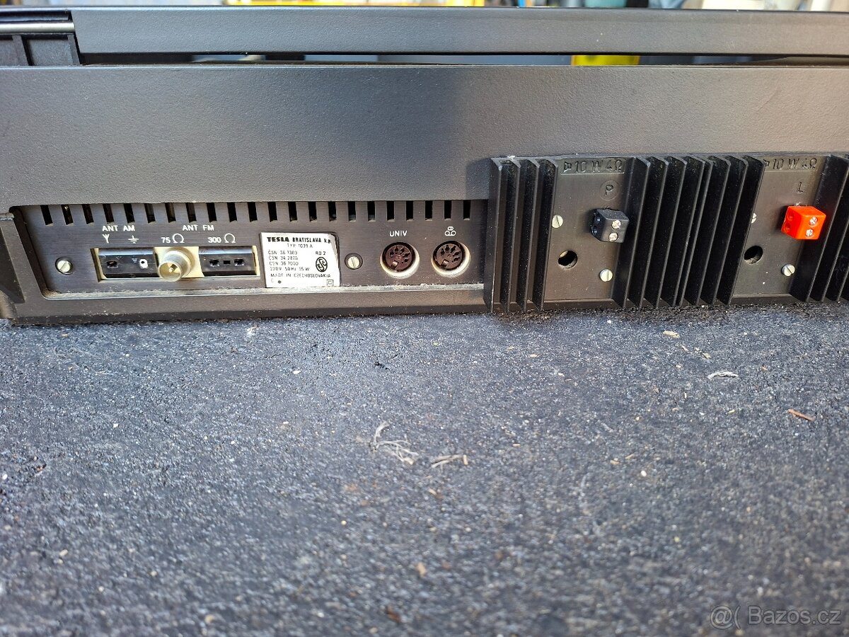 Gramorádio Tesla Dominant 1039 A - 4