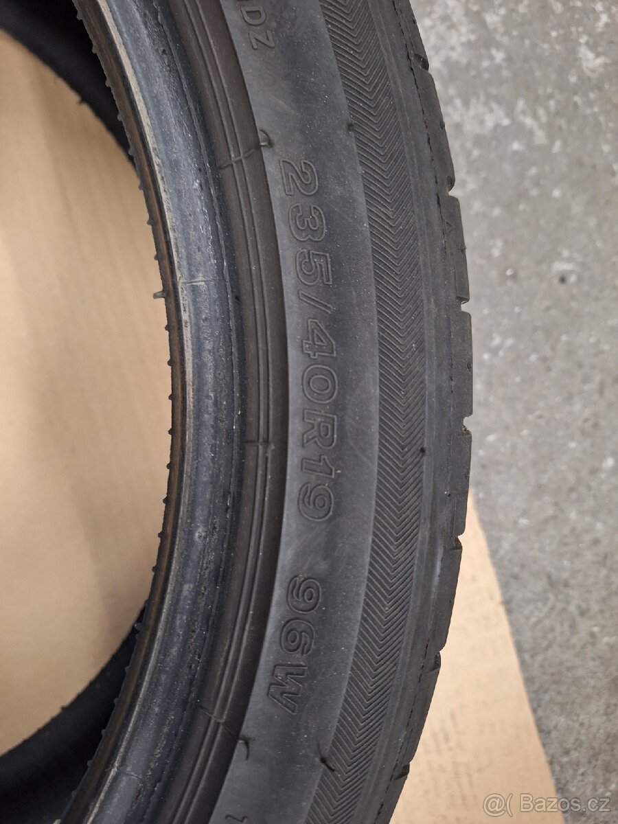 PNEU Bridgestone Potenza, 235/40, R19 - 4