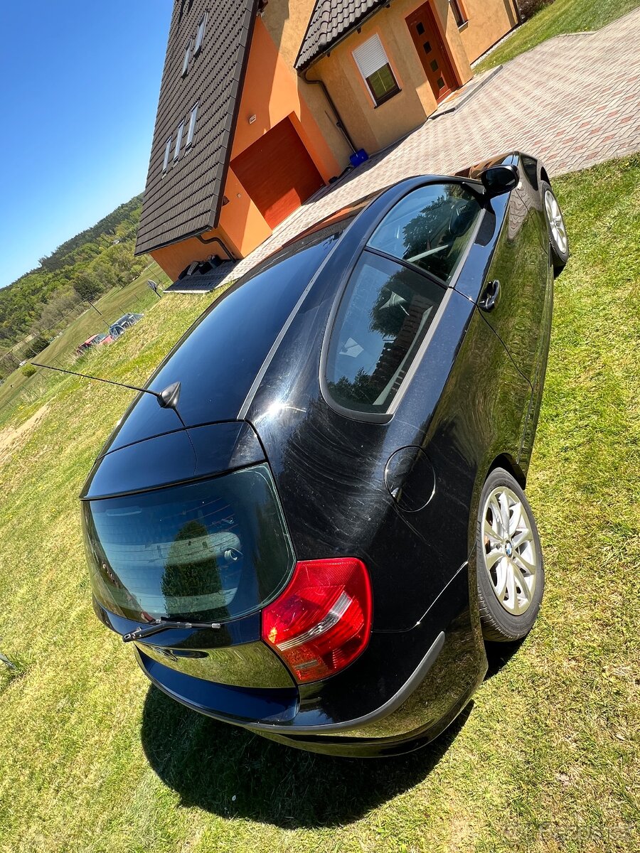 BMW 116i 2010 nová STK - 4