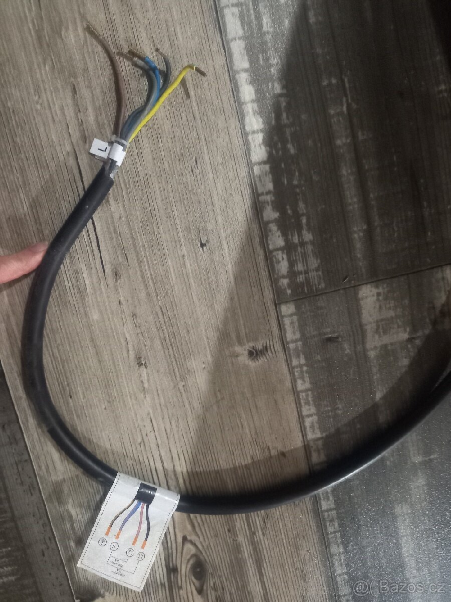 Indukční deska Guzzanti - fungují 3 ze 4 plotýnek - 4