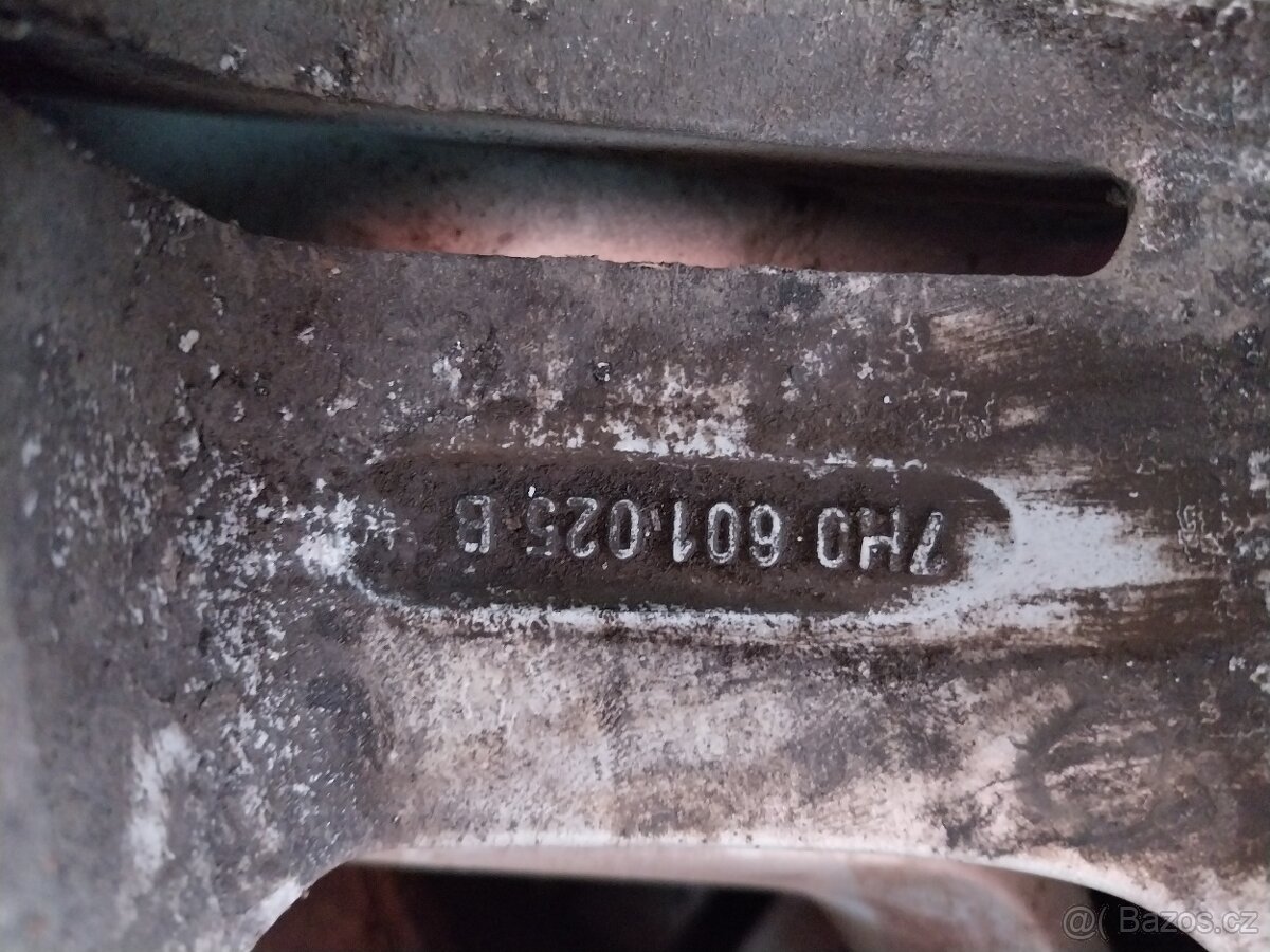 ALU kola 215/65/R16 - 4