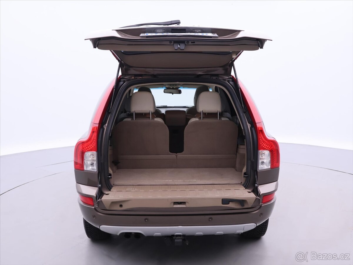 Volvo XC90 2,4 D5 147kW AWD KINETIC (2013) - 4