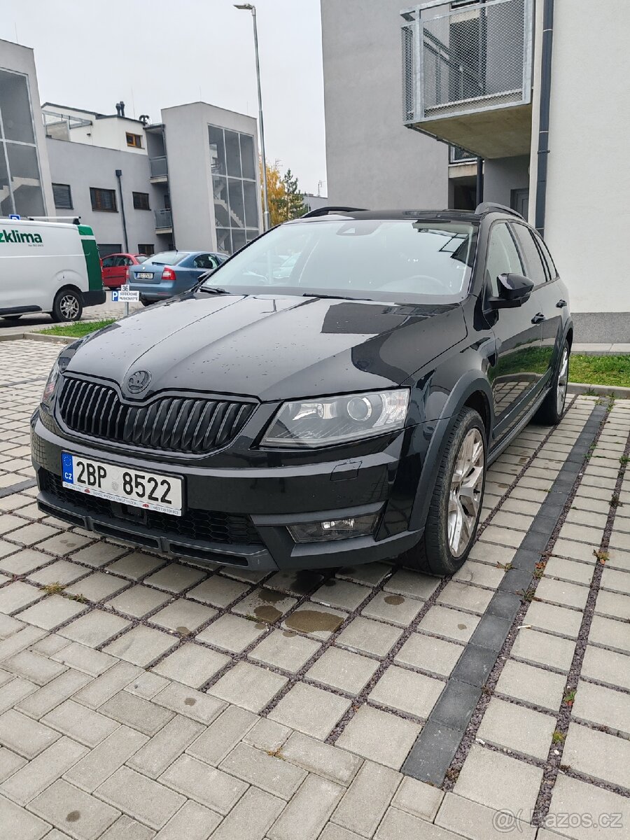 Přední nárazník Škoda Octavia Scout III - 4