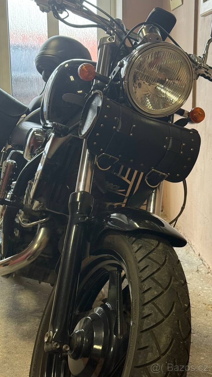 Honda Magna 750 - 4