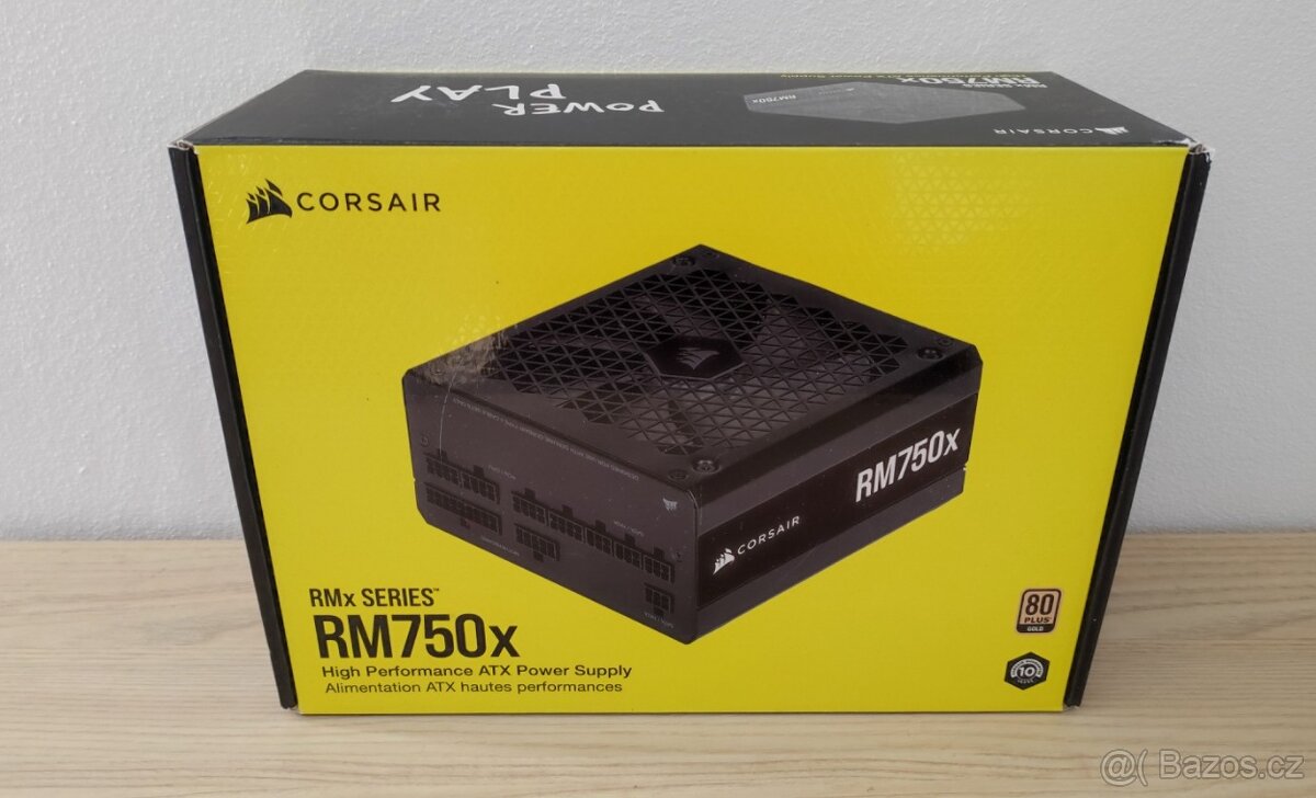 Corsair zdroj 750W Gold - 4