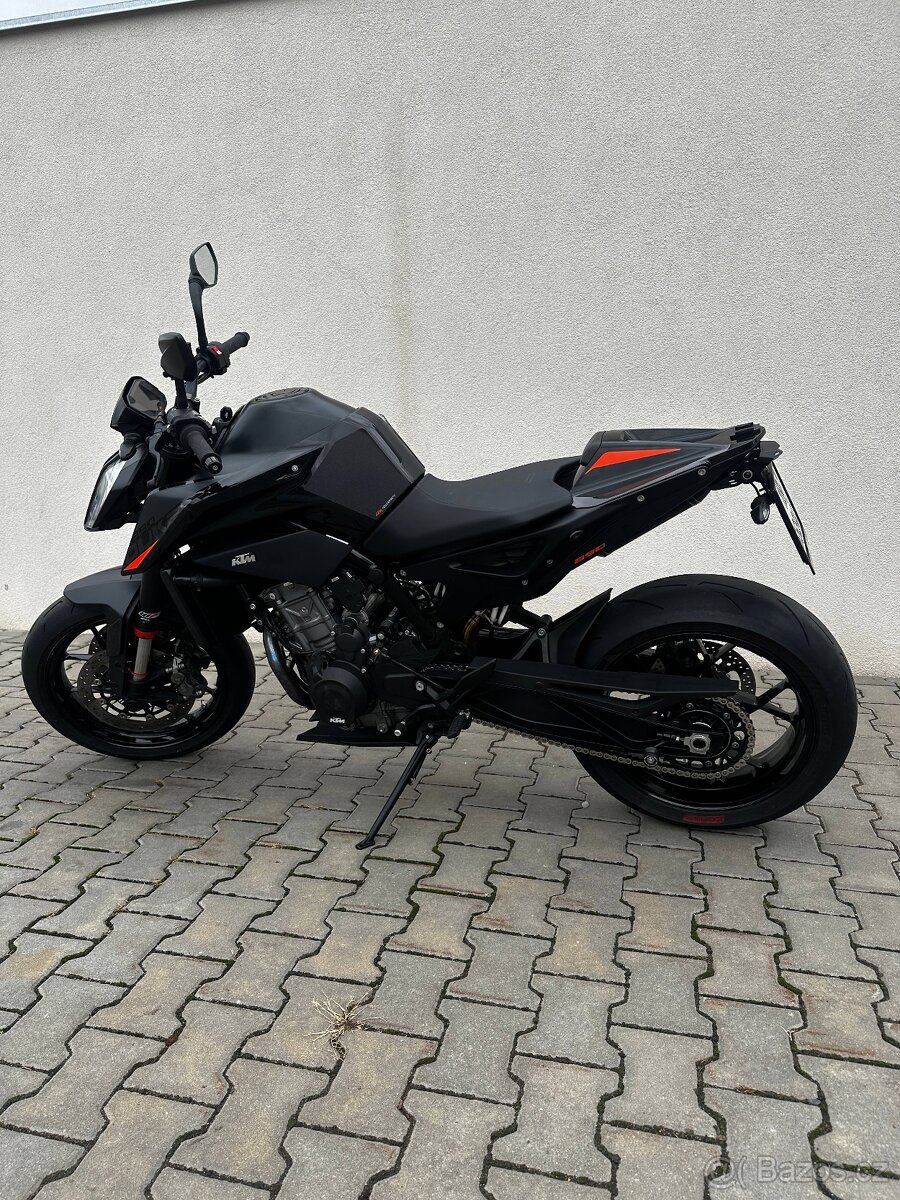 KTM Duke 890 - 4