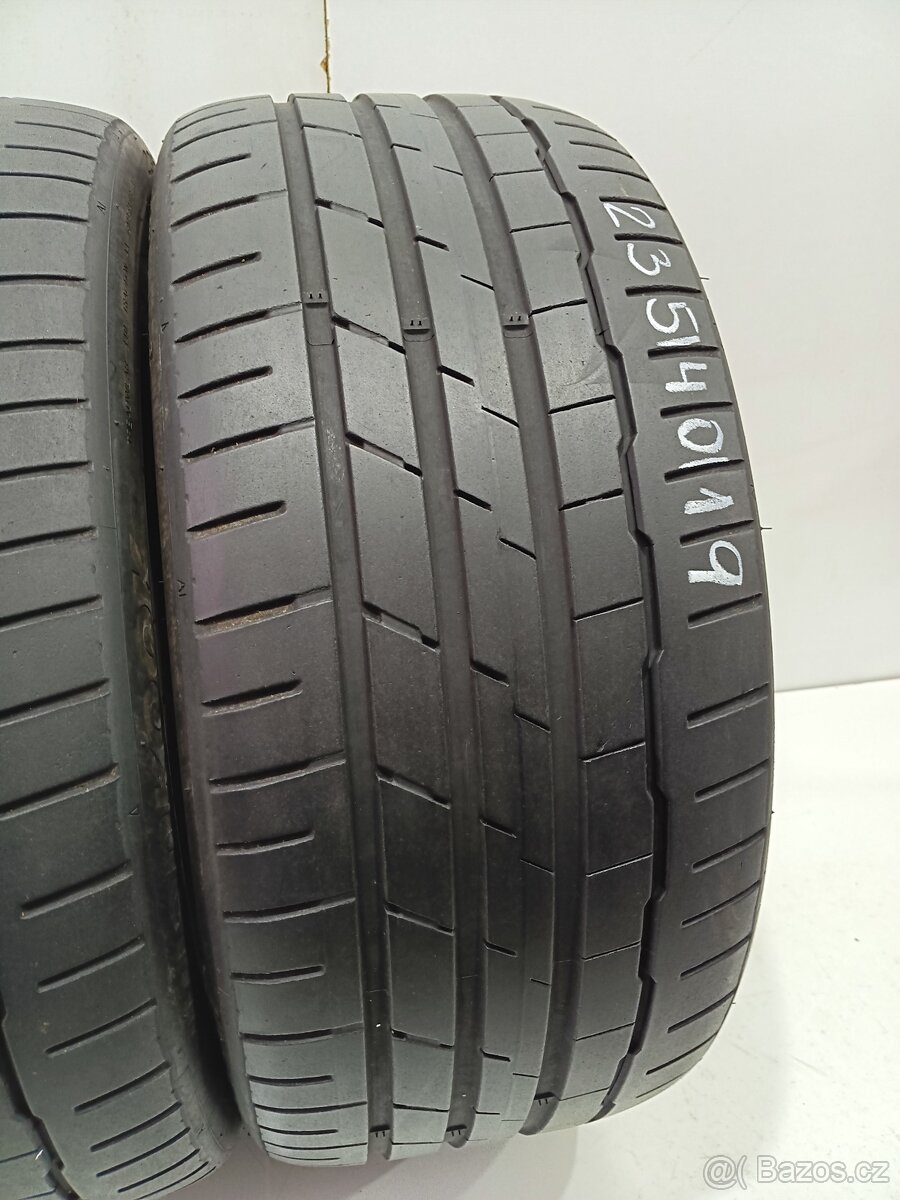 2ks letní pneu 235/40/19 Hankook - 4