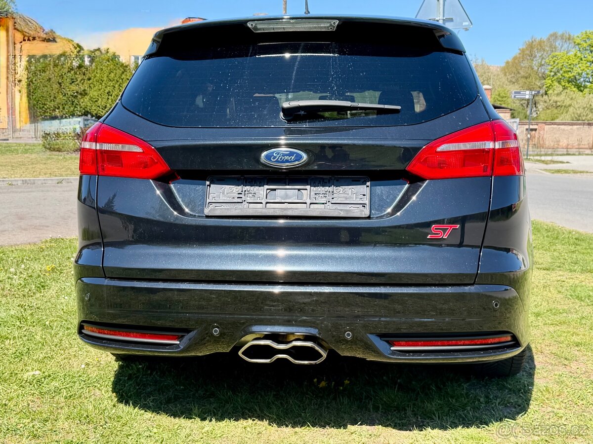 FORD FOCUS ST 250 KOMBI 184 kW - 4