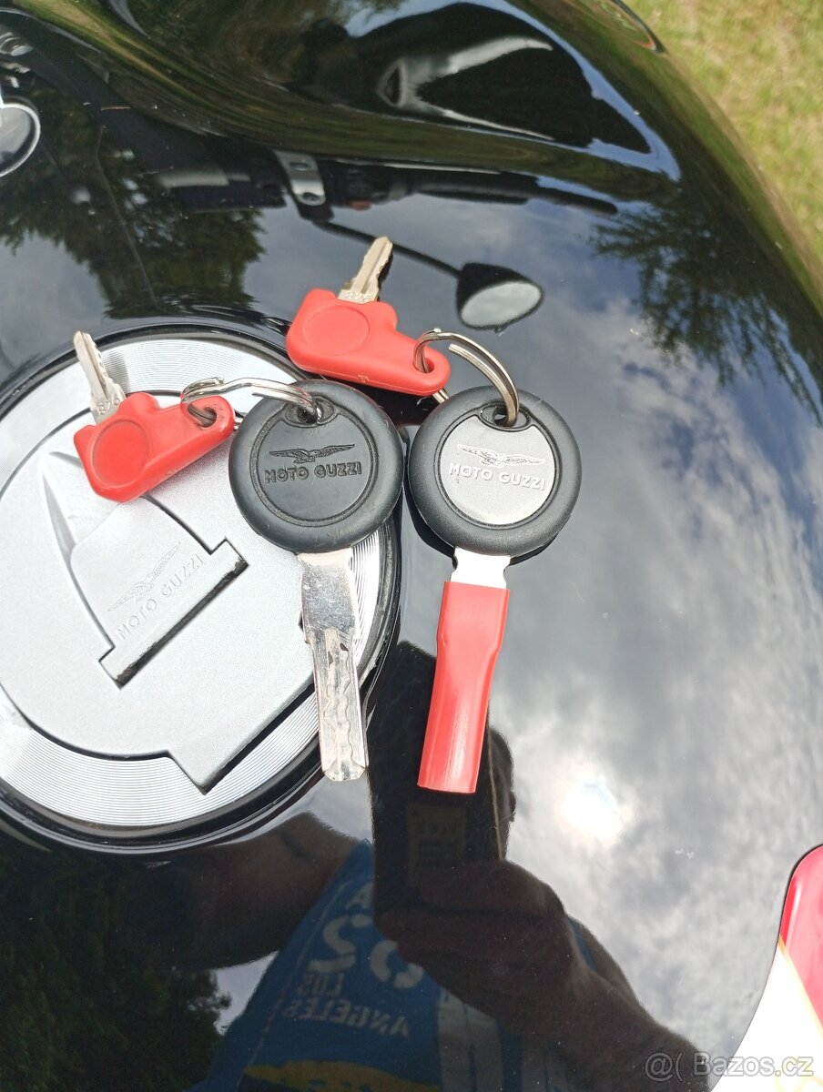 Moto Guzzi breva1100 - 4