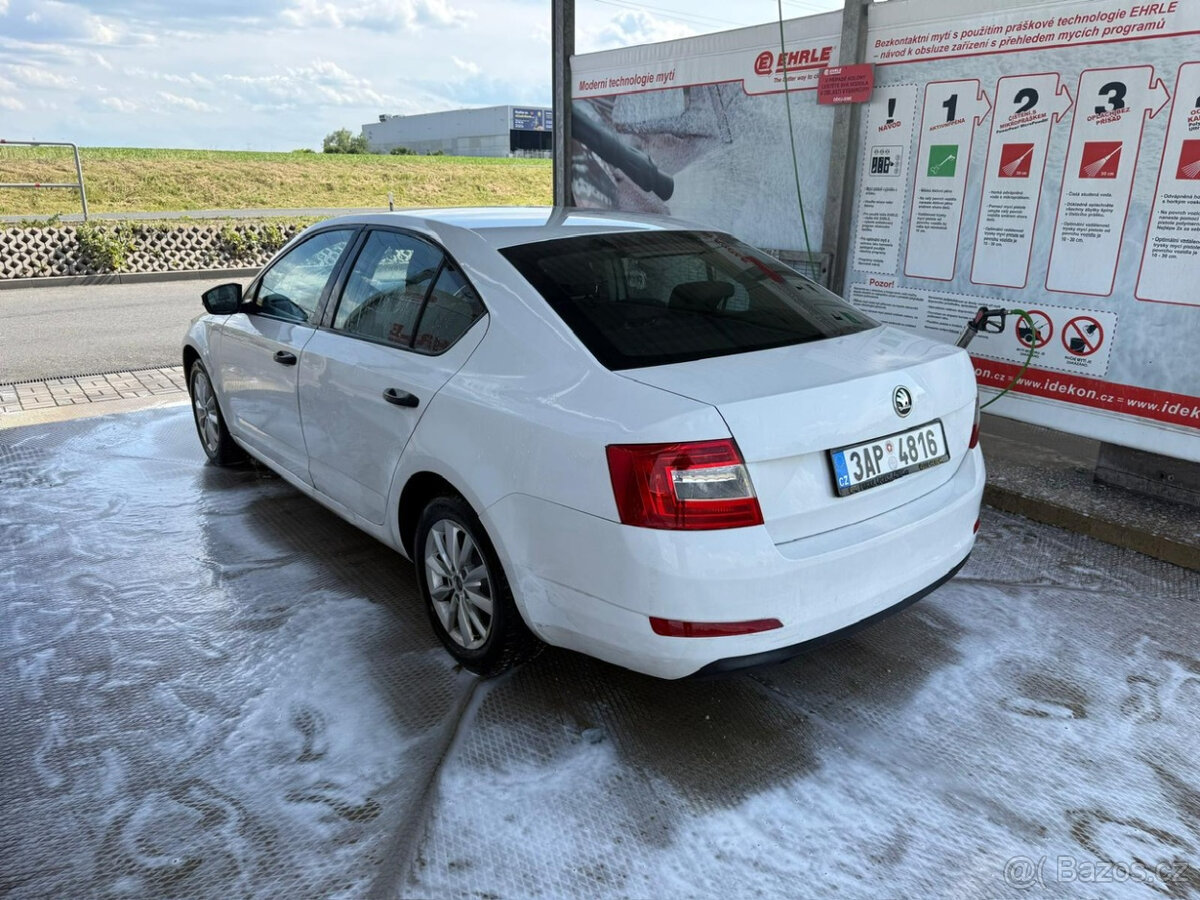 Škoda Octavia 1.6 TDi - 4