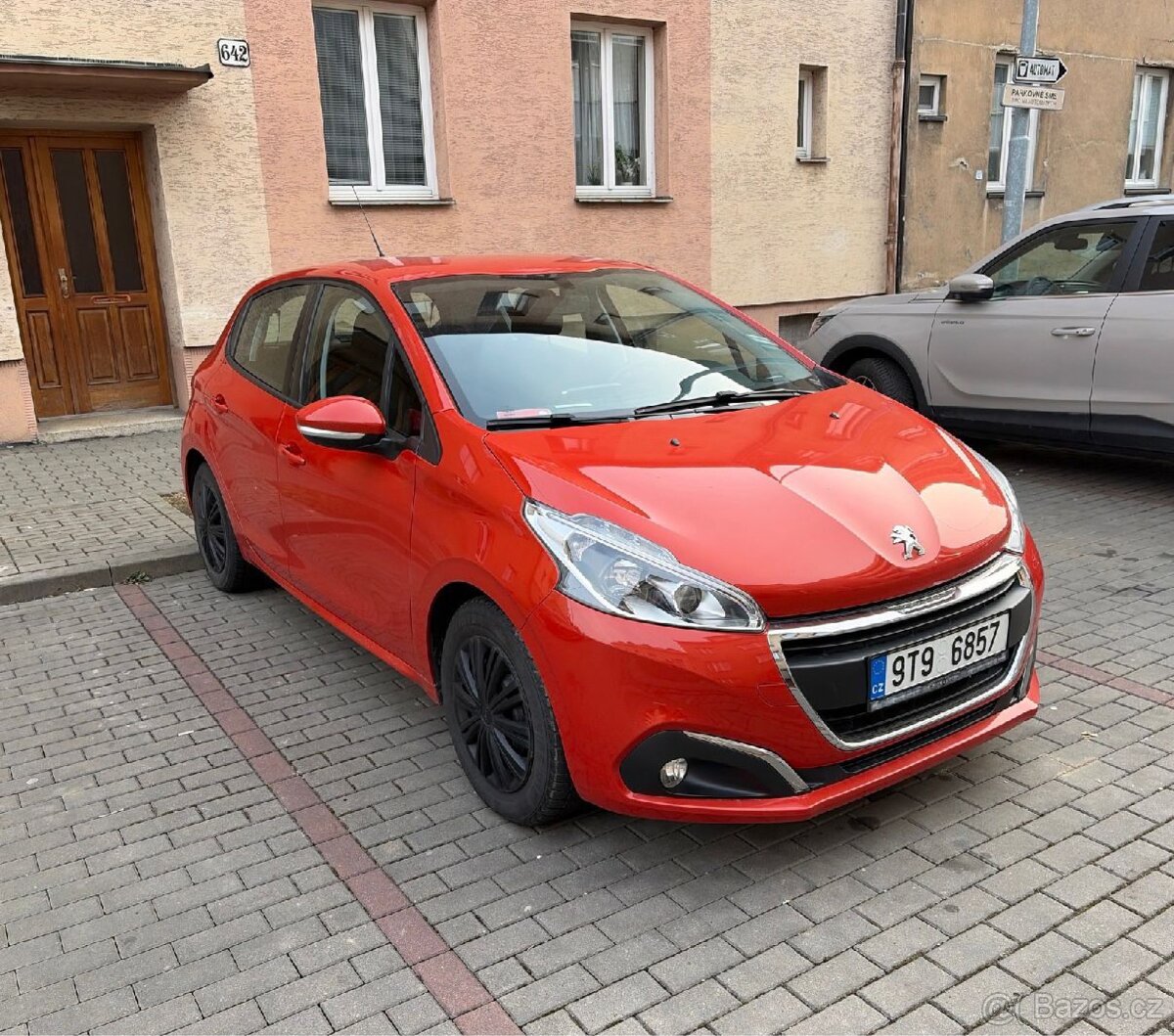 Peugeot 208 - 4