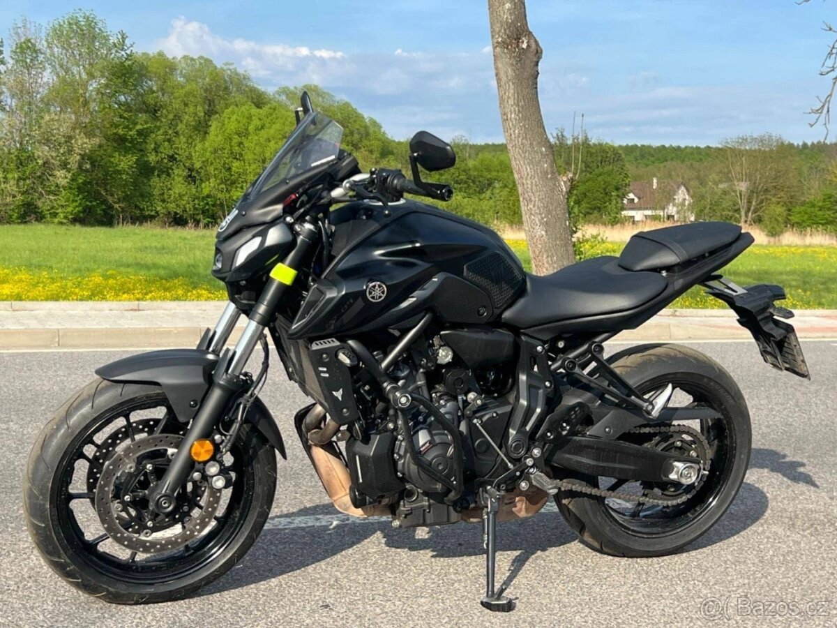 Yamaha MT-07 - 4