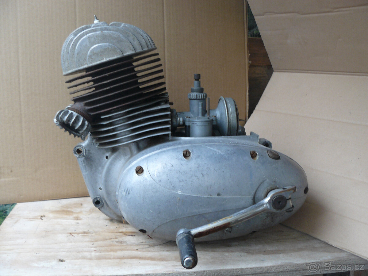 motor Jawa - Čz 175 - 4