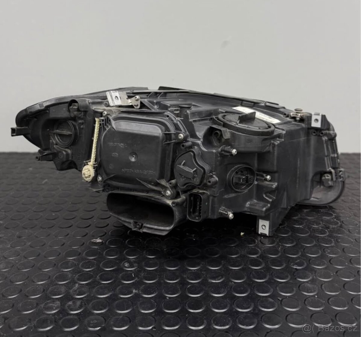 Bmw F10/F11 přední světlo - 4