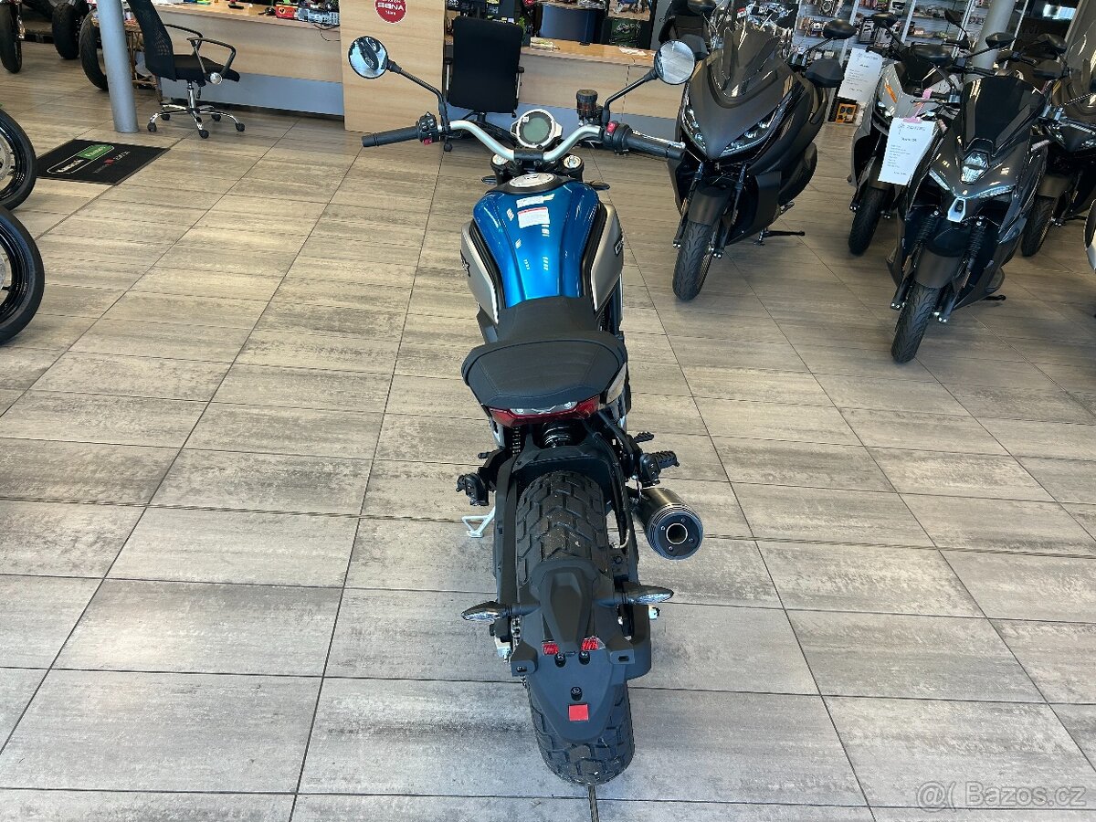 CF Moto 700 CL-X Heritage 2025