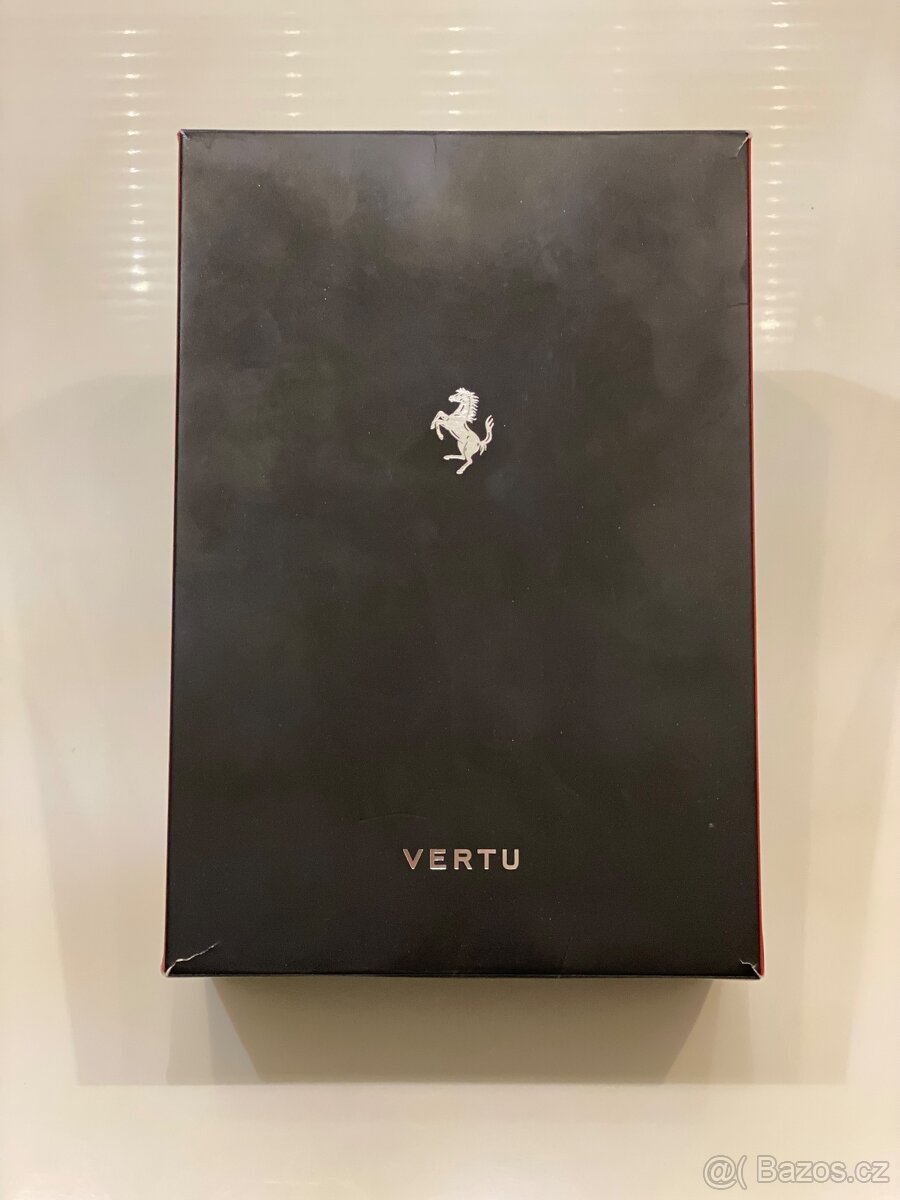 Mobilní telefon Vertu - 4