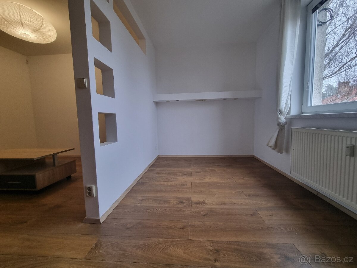 Pronájem Luštěnice - 4