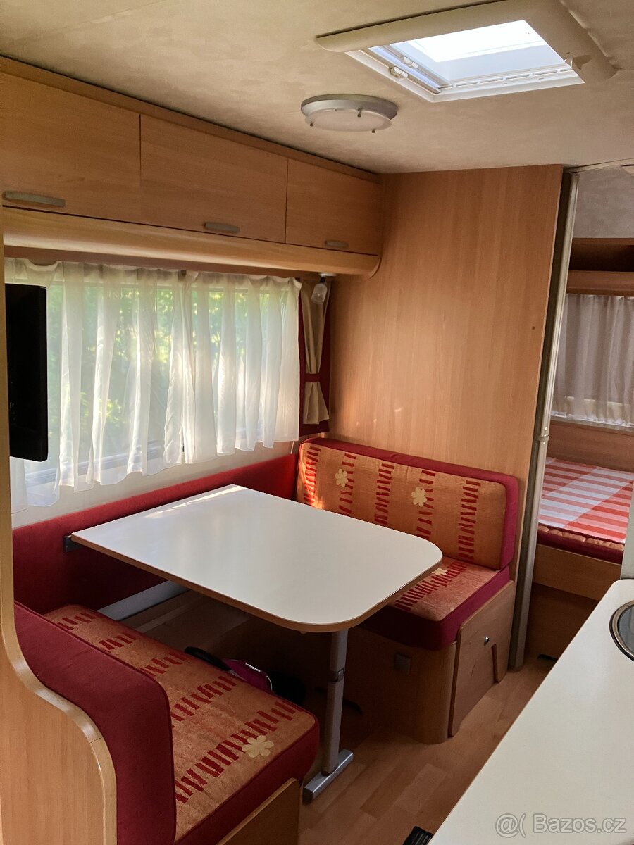 Karavan Adria Altea 542, ČR, nová STK, 6 míst - 4