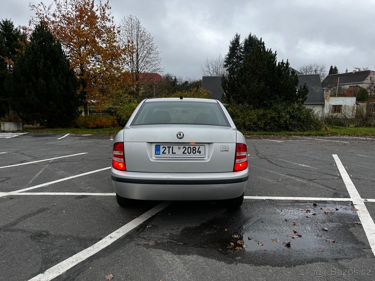 Škoda Fabia Sedan 1.4 16V 74KW - 4
