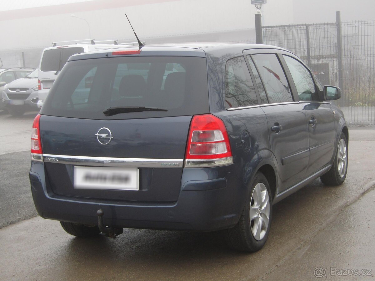 Opel Zafira 1.7d , 81 kW nafta, 2011 - 4