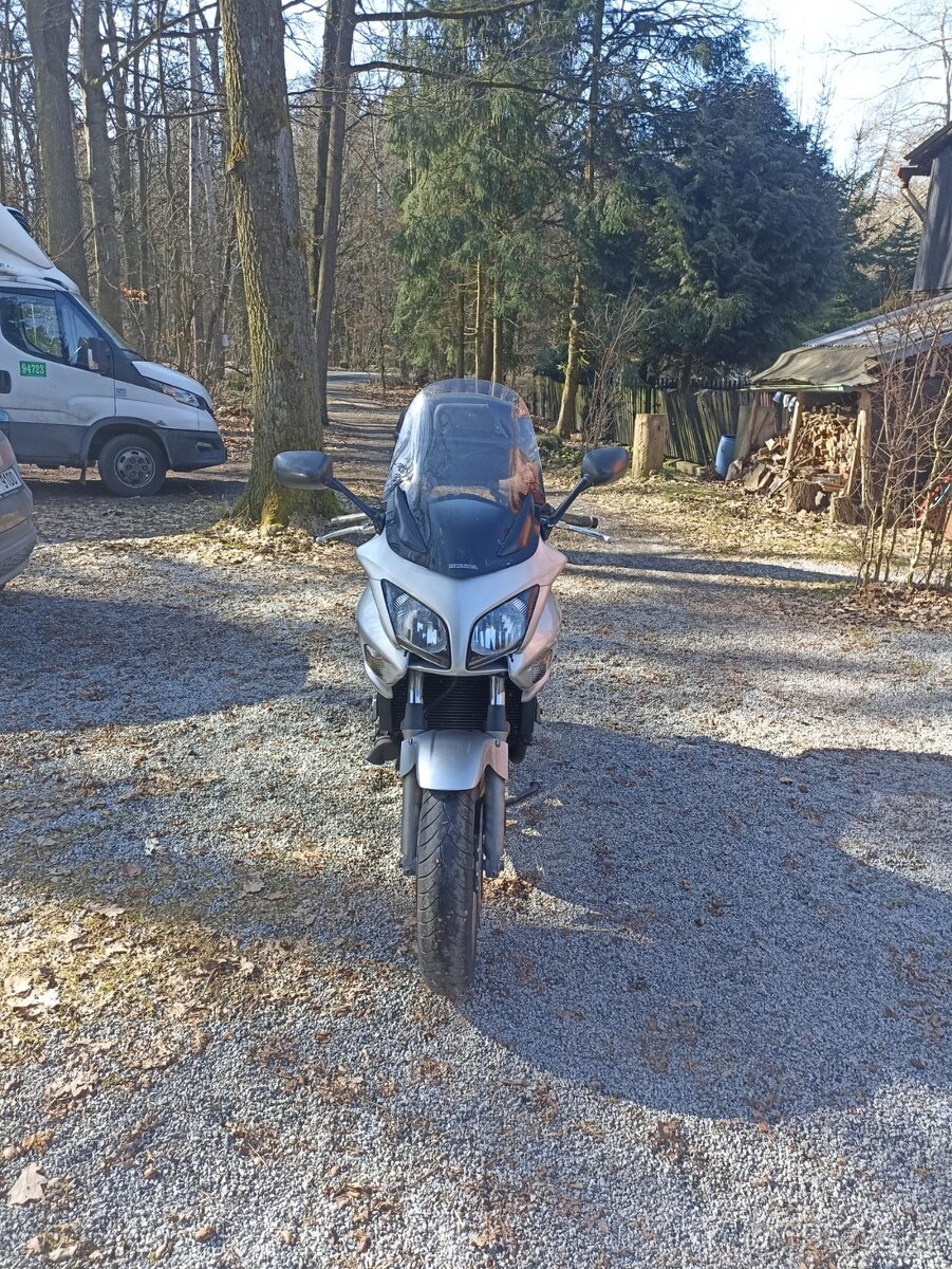 Honda CBF 1000 - 4