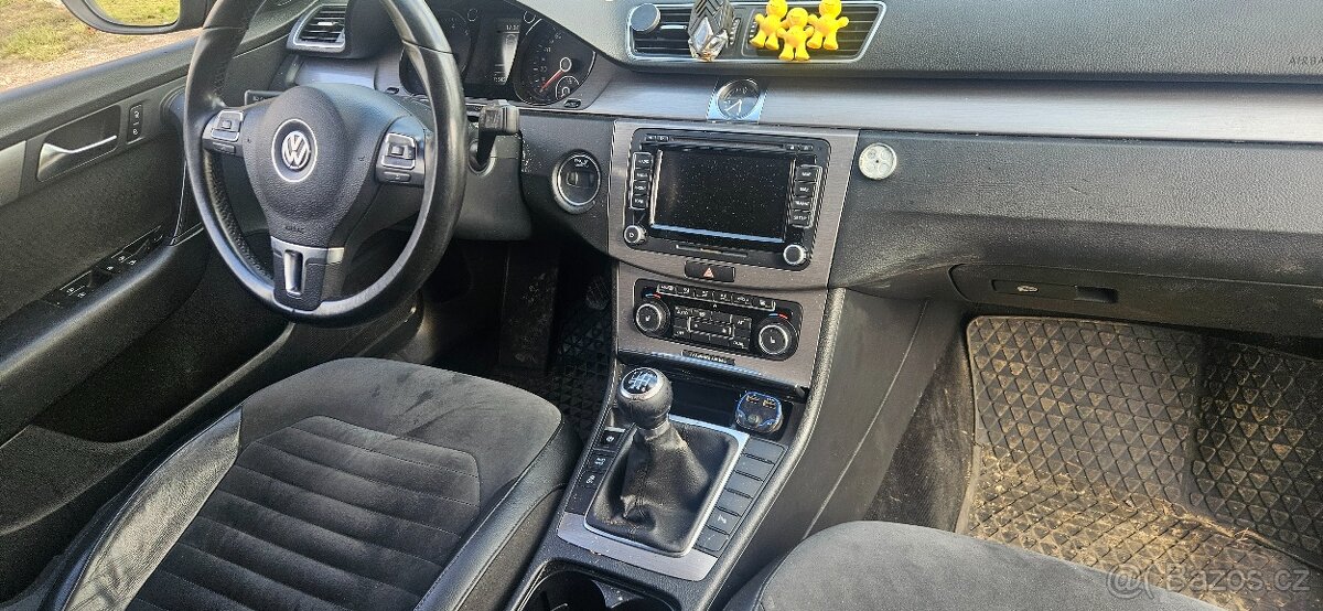 đźš— NáhradnĂ dĂly – Volkswagen Passat Variant - 4