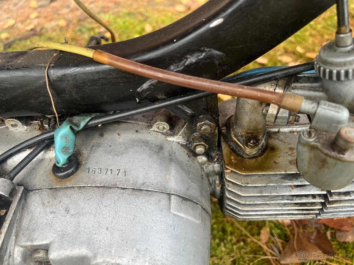 Jawa mustang oranžova veteran - 4