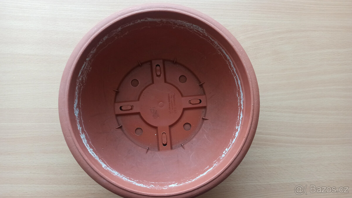 Plastové květináče podle seznamu a vyobrazení - 4