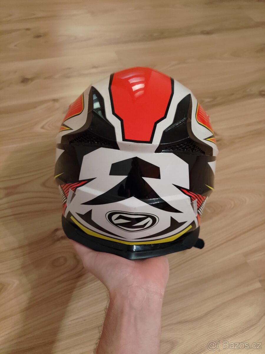 Dětská helma + chránič - 4