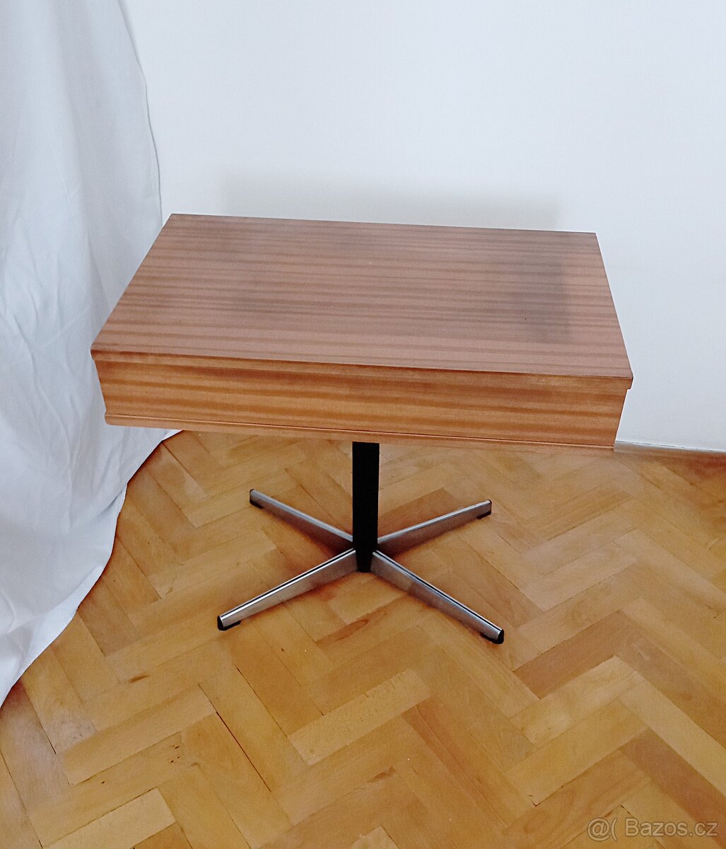 televizní stolek 1980 - 4