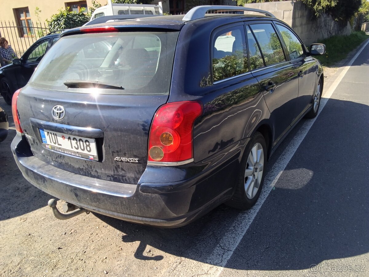 Toyota Avensis - 4