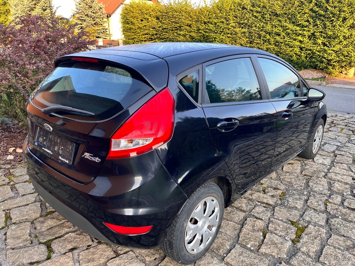 Ford Fiesta 1.25 i 60 kw 12/2010 klima 148tis.km - 4